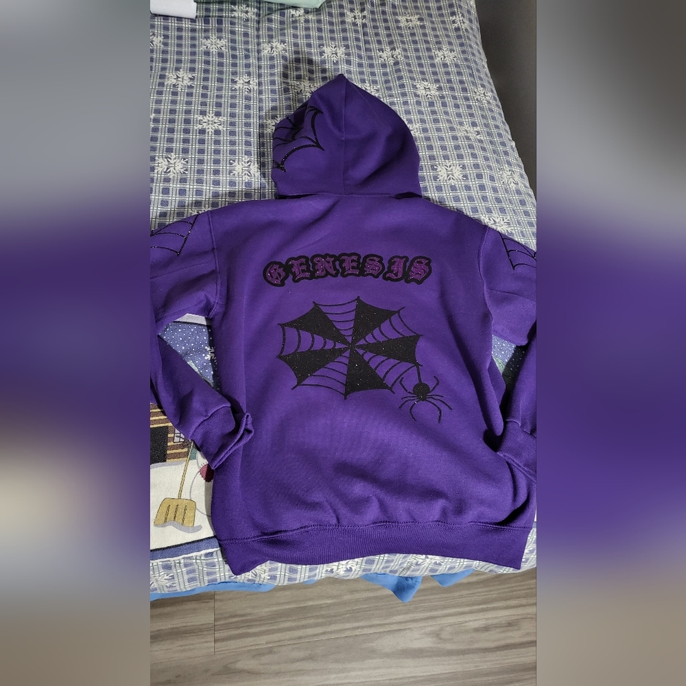 Hoodie - Picture 6 of 7